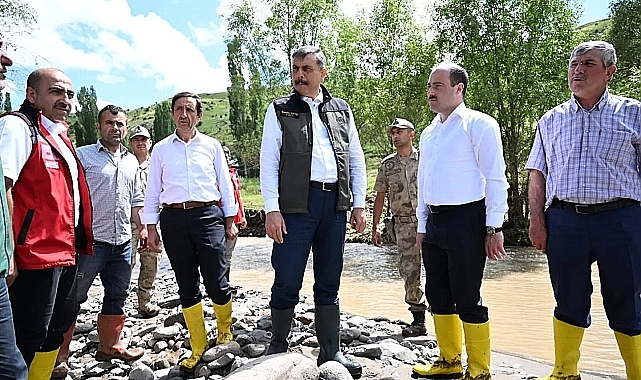 Erzurum'da sel mahalleleri vurdu geçti