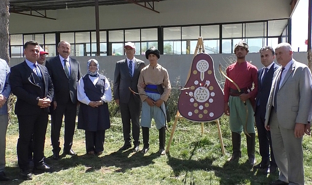 Erzurum'da Aile ve Sosyal Hizmetler İl Müdürlüğü Çocuk ve Gençlik Festivali coşkusu