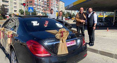 Erzurumlu iş insanından düğün yapan çiftlere gelin arabası jesti