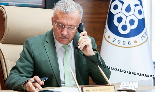 Genç Yaşam Programı'na konuk oldu Rektör Levent