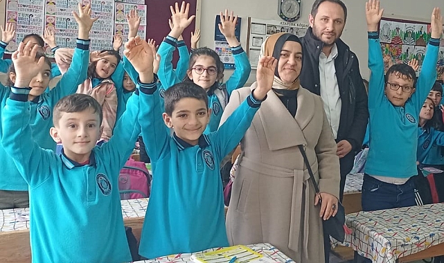 Gönüllerde taht kurdu Yardımsever gençler