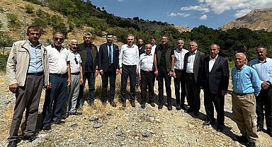 Hakkari Valisi Ali Çelik, Tuğlu, Yeşiltaş ve Dağlıca köylerini ziyaret etti