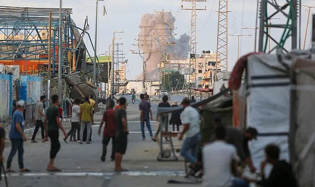 İsrail, Gazze’nin farklı noktalarını vurdu: En az 12 Filistinli hayatını kaybetti