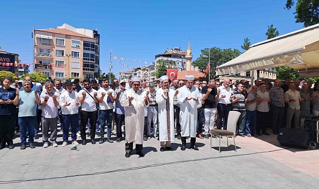 Karaman’da İsmail Haniye için gıyabi cenaze namazı kılındı