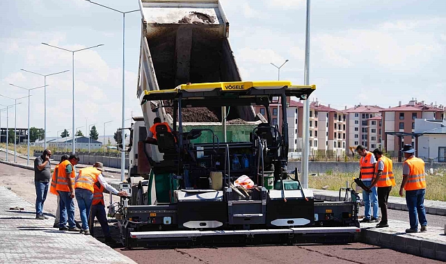 Kars Şehirlerarası Otobüs Terminali' yapılıyor