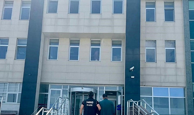Kars’ta uyuşturucu operasyonu: 432 sentetik hap ele geçirildi