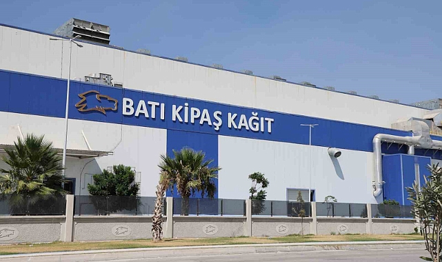 Kipaş Kağıt Fabrikası’ndaki yangın 43 gündür devam ediyor