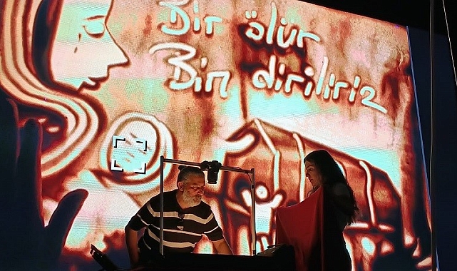 Kum dan şaheserler yarattı
