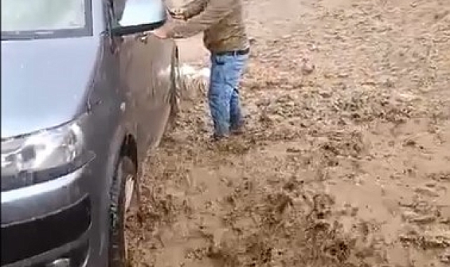 Kuvvetli sağanak ve dolu sonrası sel