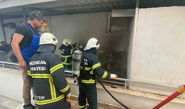 Odunluk ta çıkan yangın korkuttu!