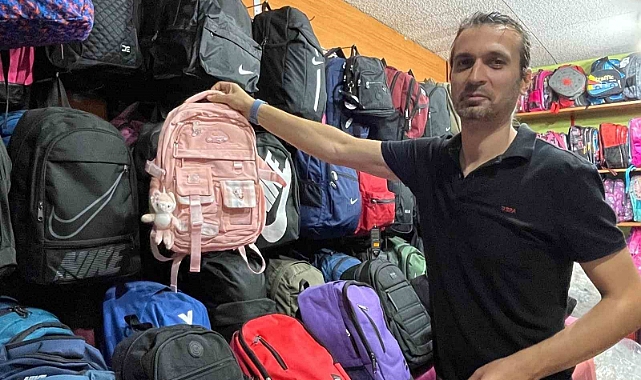 Okul çantalarının satışı başladı