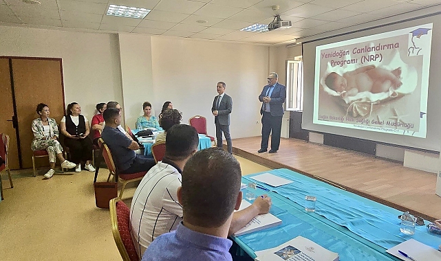 Sağlık çalışanlarına Yenidoğan Canladırma Semineri verild