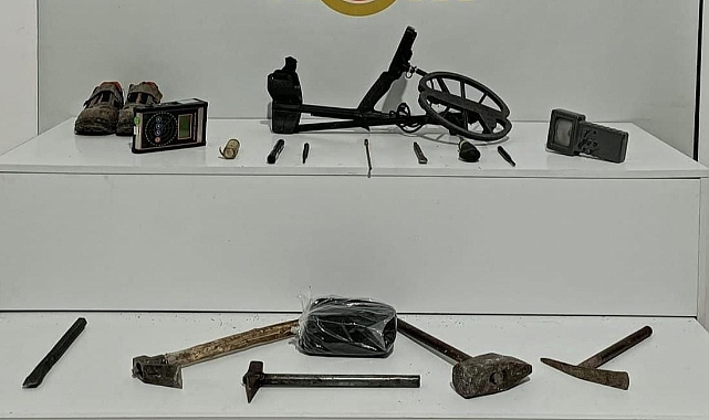 Samsun’da 2 kişi define arama malzemesiyle yakalandı