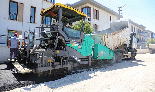 Serdivan’da asfalt çalışmaları sürüyor