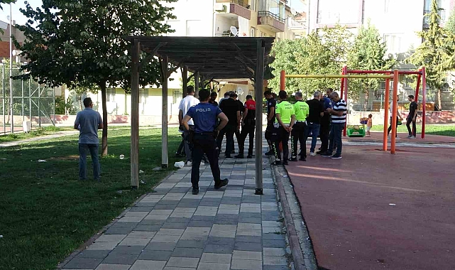 Silahlı saldırıya uğrayan genç yaralandı