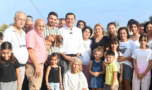 Site sakinleri sokak köpeğini sahiplendi
