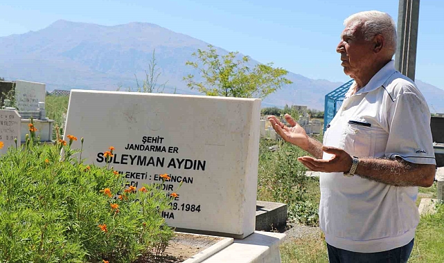 Teröre verilen ilk şehit Süleyman Aydın, kabri başında anıldı