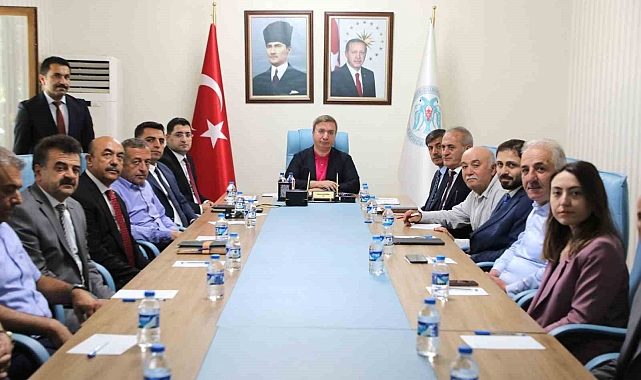 Vali Aydoğdu " İl İstihdam ve Mesleki Eğitim Kurulu Toplantısı" düzenlendi