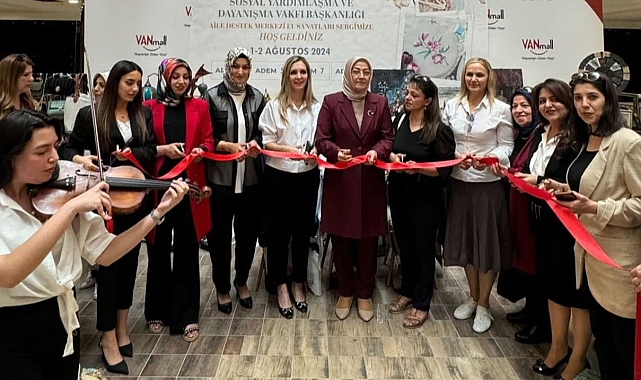 Van'daki 4 ADEM'den ortak sergi