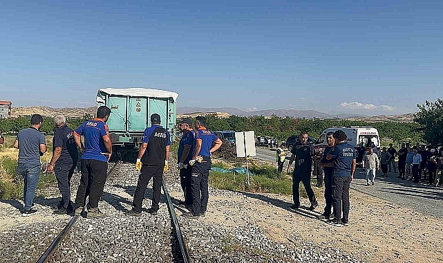Yük treni ölüm saçtı: 3 ölü, 1 ağır yaralı