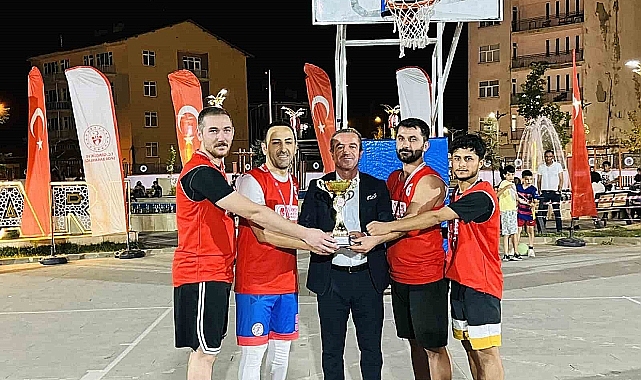 33 basketbol turnuvası sona erdi