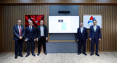 AİÇÜ’de Lisansüstü Eğitim Enstitüsü'nde Çevrimiçi Toplantı ve Sunum Salonu Açıldı