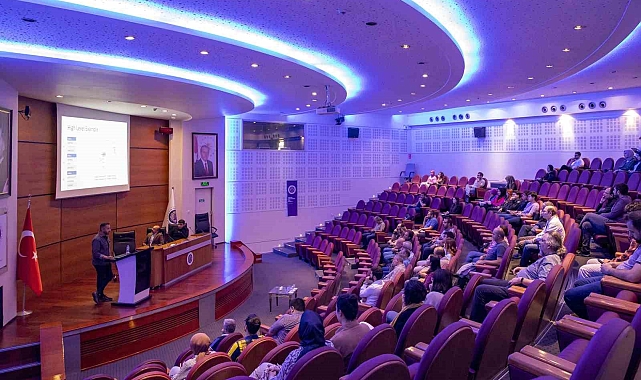 Atatürk Üniversitesi'nde Yapay Zeka Zirvesi