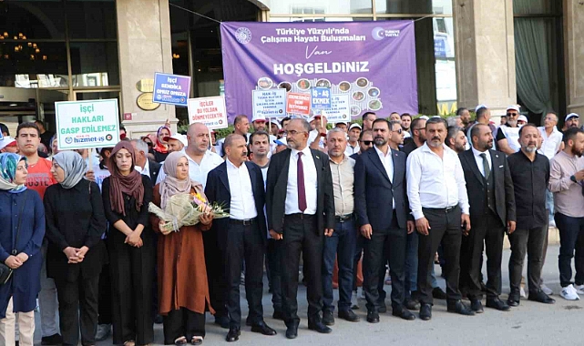 Bakan Işıkhan’dan işten çıkarılan belediye işçilerine destek