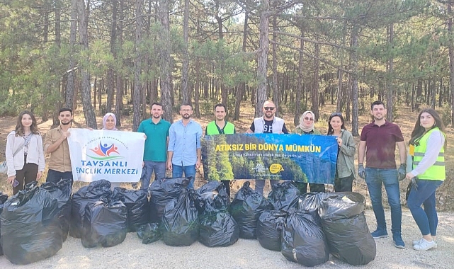 Bir günde 100 kilo katı atık toplandı