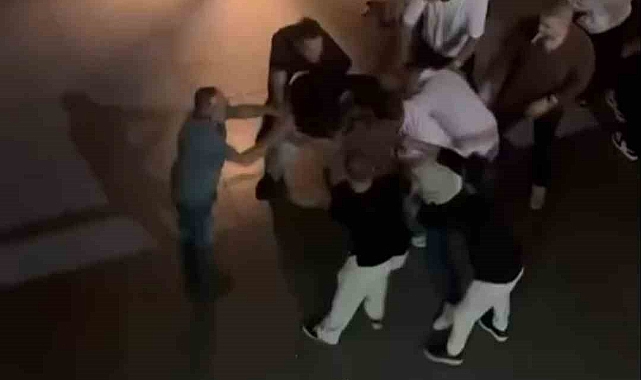 Bursa’da iki grup arasında çıkan kavgada yumruklar havada uçuştu