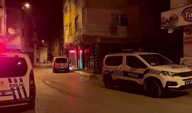 Bursa’da sokak arasında karşılaştığı husumetlisine kurşun yağdırdı