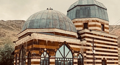 Büyük İslam âlimi: Ahmedi Hani Türbesi