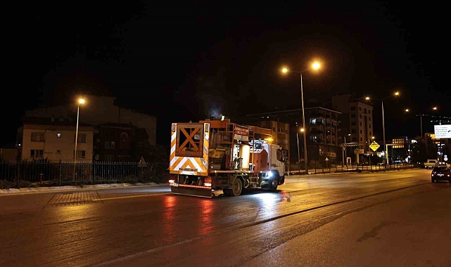 Denizli’de yol çizgileri yenileniyor