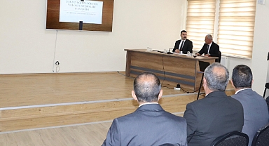 Diyadin Kaymakamı Karali, okul müdürleriyle bir araya geldi