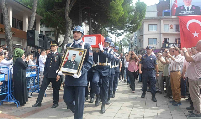 Diyarbakır şehidi son yolculuğuna uğurlandı