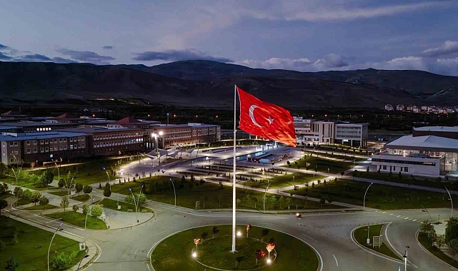 Dünyanın en etkili bilim insanları listesinde EBYÜ'den 4 akademisyen yer aldı
