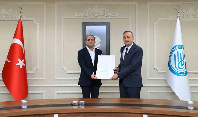 Eren Üniversitesinden bir ilk akademisyeni dünyanın en iyileri arasında