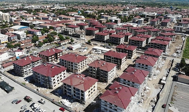 Erzincan'da Kentsel dönüşüm kapsamında 532 konut, 107 dükkânın inşaatı sürüyor