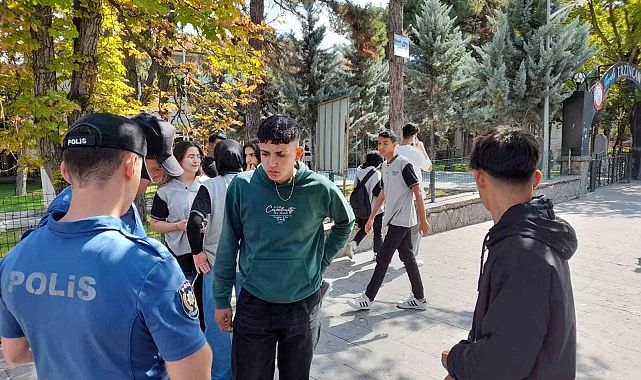Erzincan'da okul çevrelerinde denetimler sürüyor