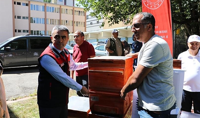Erzuru'da  yaylalar organik balına kavuşuyor projesi