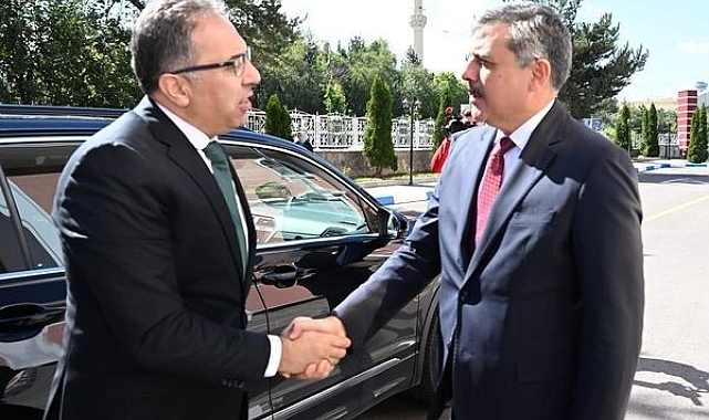 Erzurum Büyükşehir Belediye Başkanı Mehmet Sekmen'den Gündeme Dair Açıklamalar