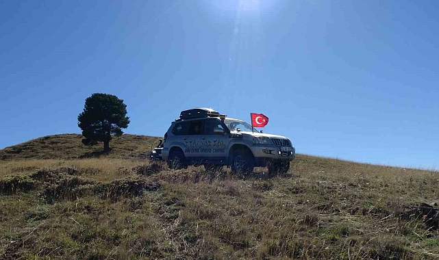 Erzurum'da off-roadçular "Yaza veda, kışa merhaba" dedi