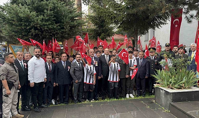 Gaziler Günü yağmur altında kutlandı