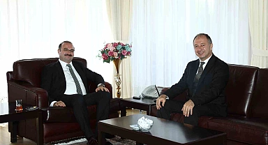 Hacımüftüoğlu'ndan Birlikte Çalışmanın Gücüne Dair İpuçları
