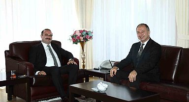 Hacımüftüoğlu'ndan Birlikte Çalışmanın Gücüne Dair İpuçları