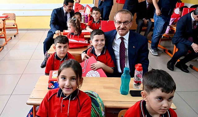 İlk Ders Zili Malatya'da 159 bin öğrenci için çaldı