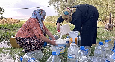 Kış Ayına Hazırlık Son Sürat Devam Ediyor Yüksekova'da