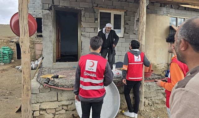 Kızılay, Diyadin’de çalmadık kapı bırakmıyor