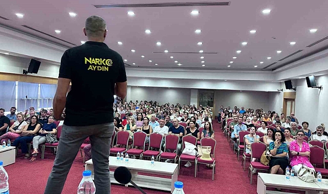 Kuşadası’nda "En İyi Narkotik Polisi Anne" eğitimi verildi