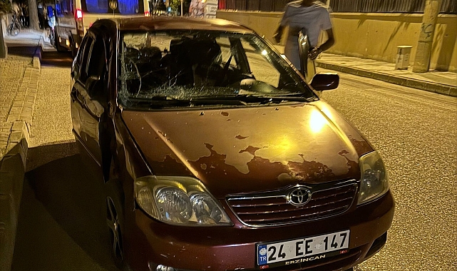 Otomobile çarpan motosiklet sürücüsü yaralandı
